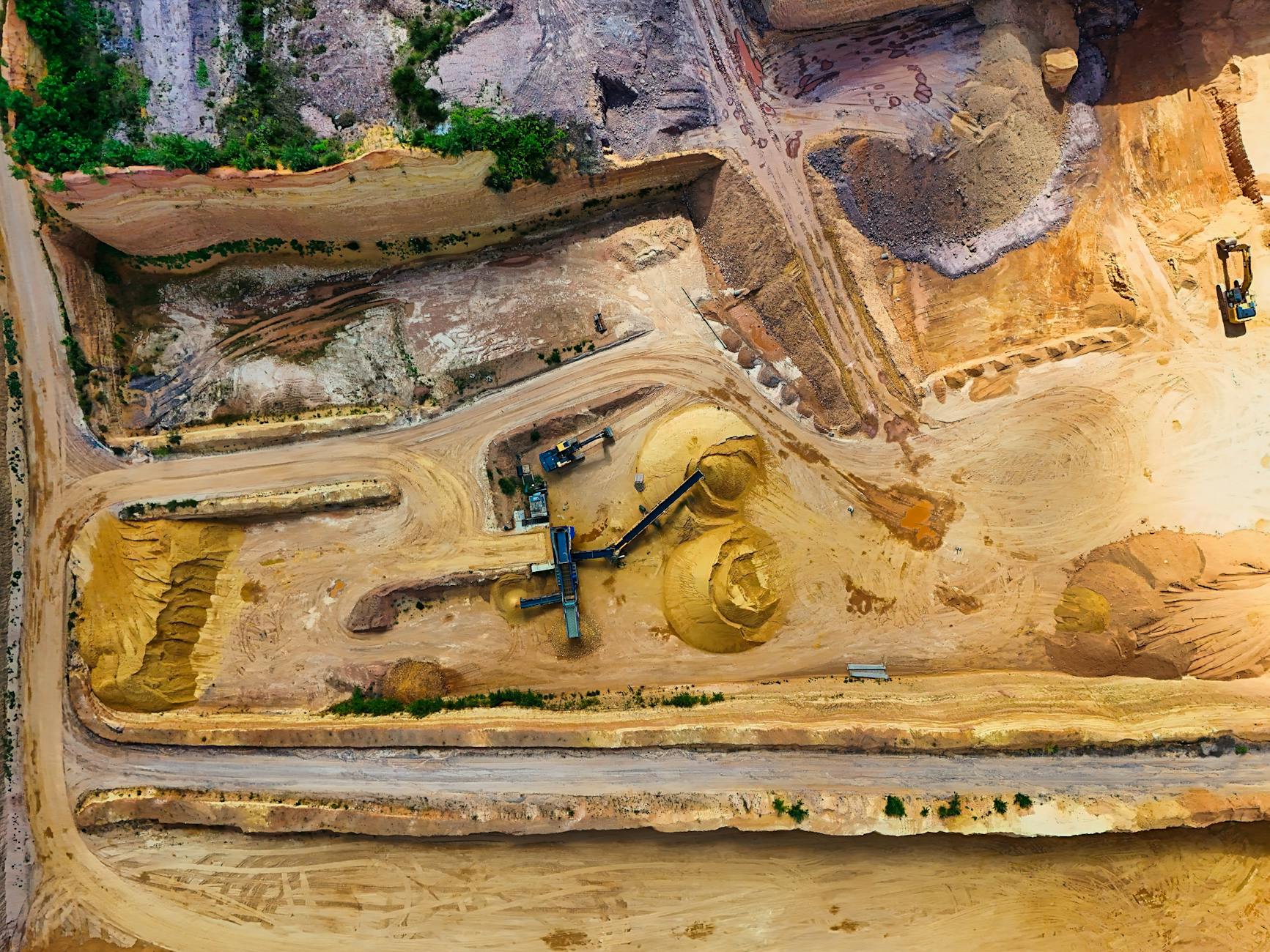 Mining & Heavy Equipment